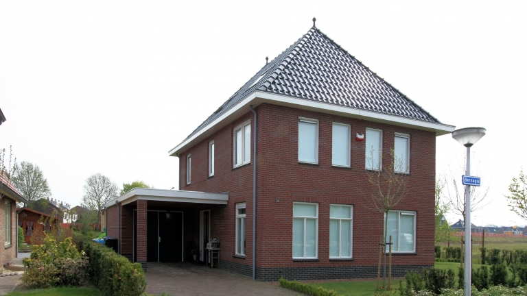 V014-0114