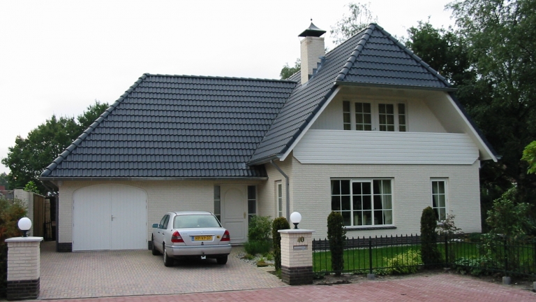 V038-0099