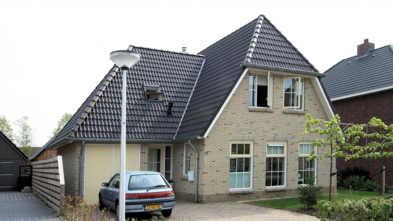 V038-0116