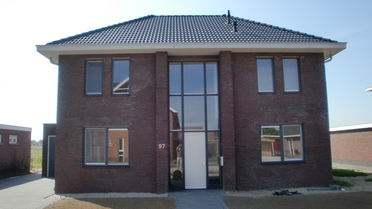 V058-027