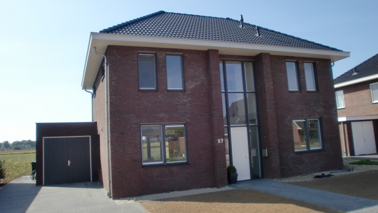 V058-027