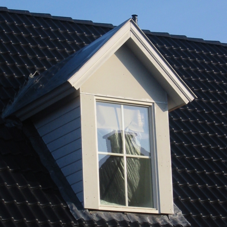 V077-003