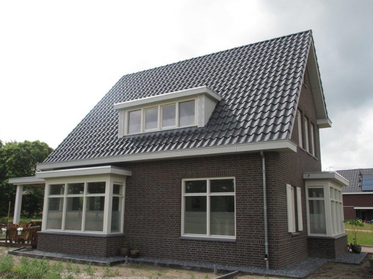 V080-031
