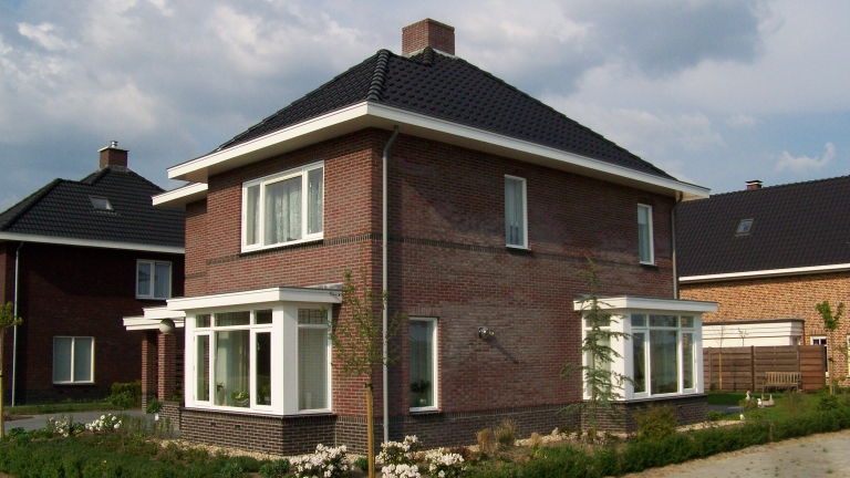 V081-039