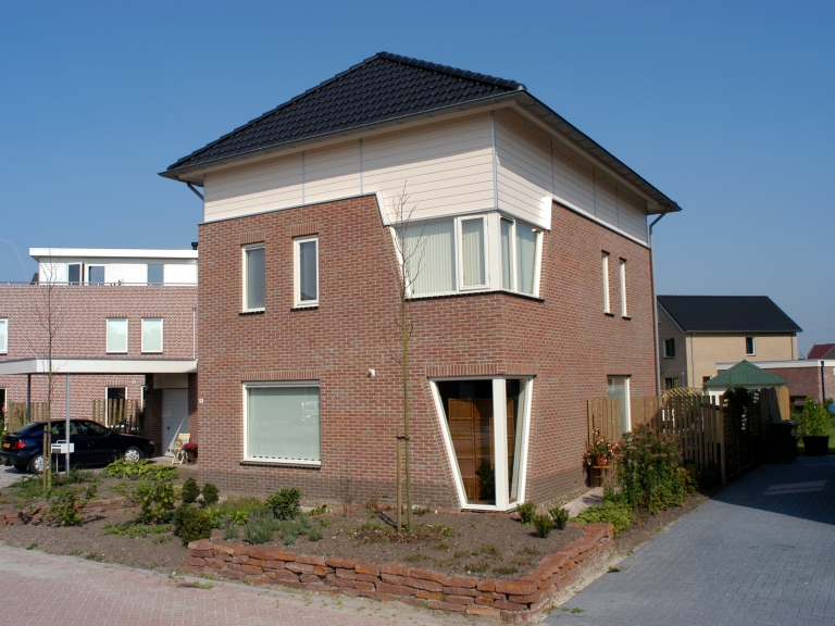 V014-091