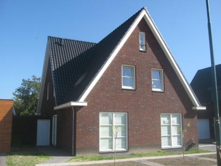 V038-093