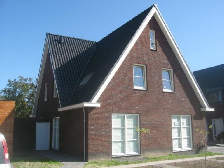 V038-093