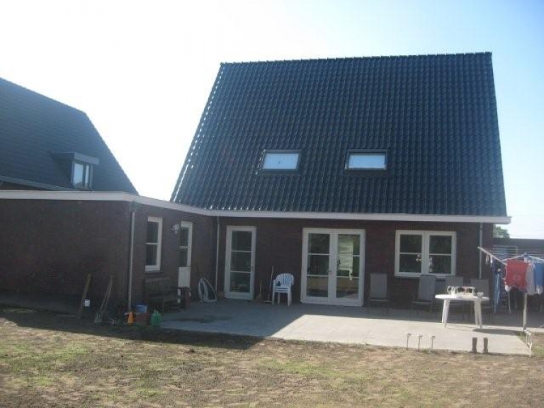V038-094