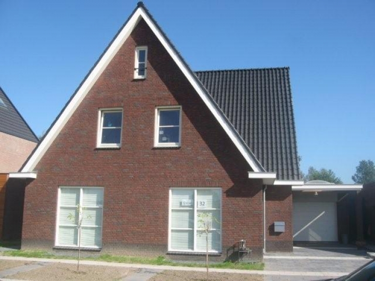 V038-094