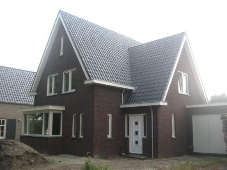 V038-095