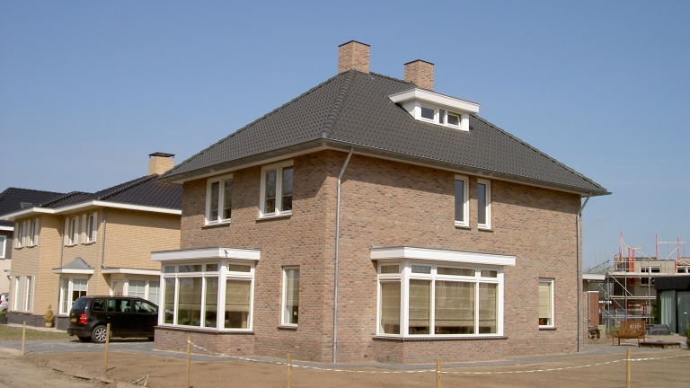V014-094