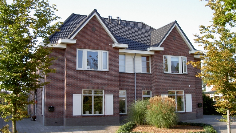 D041-0001