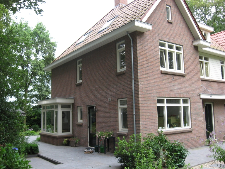 D041-0002