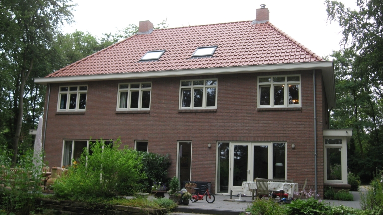 D041-0002