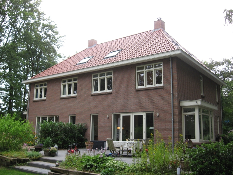 D041-0002