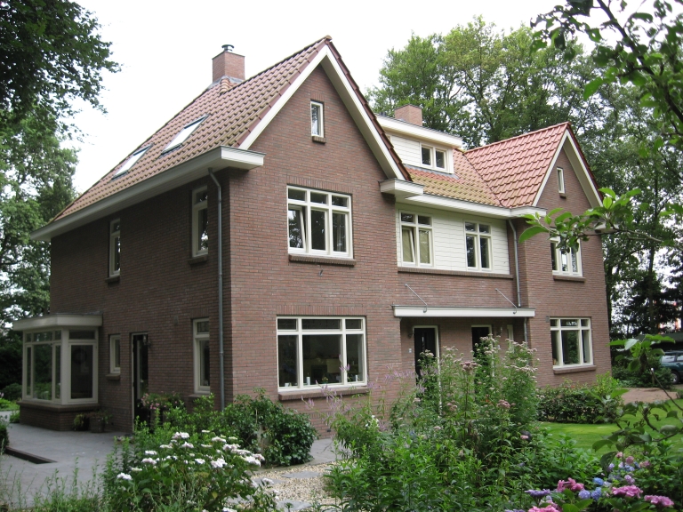 D041-0002