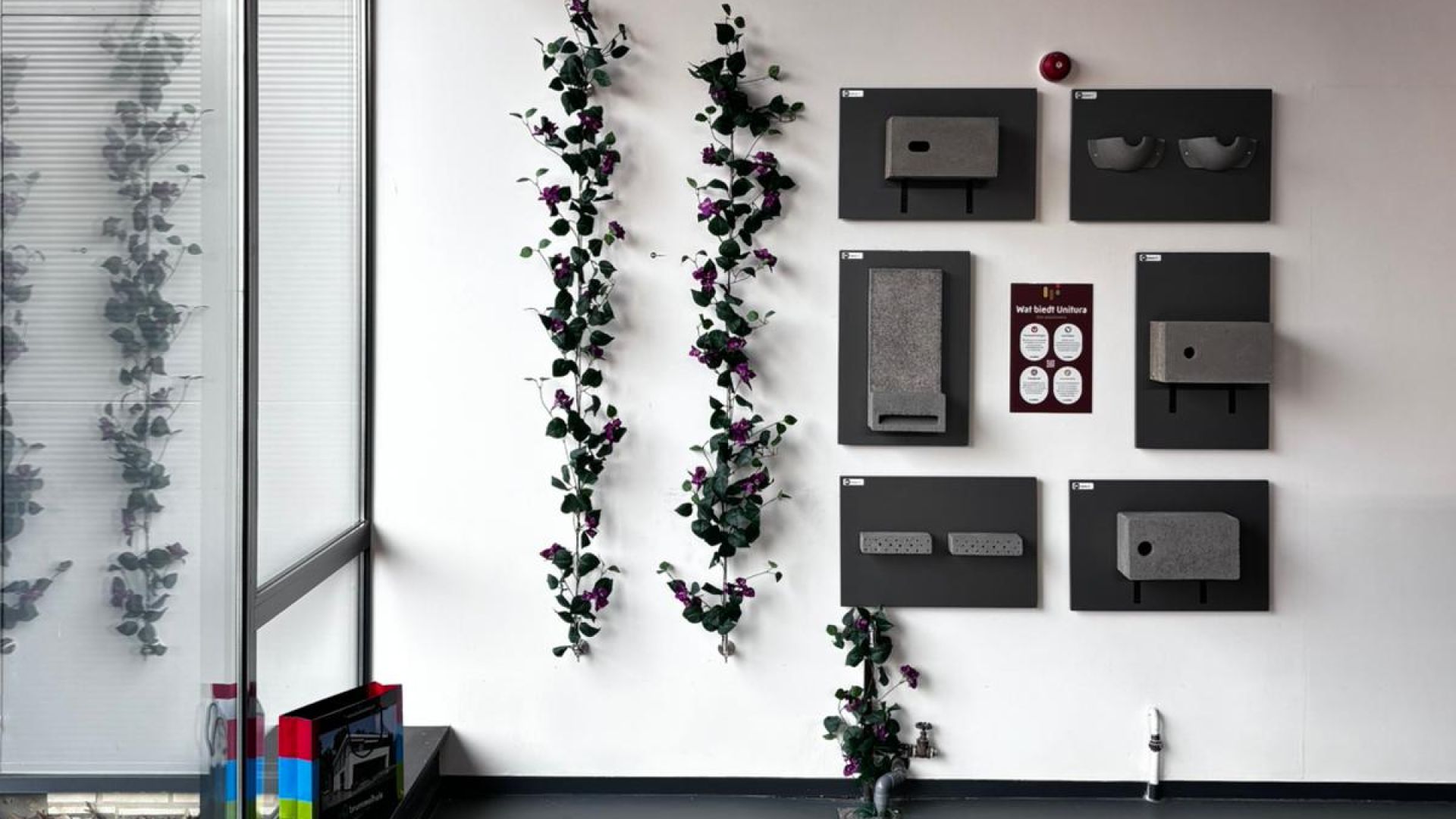 Nieuw: natuurinclusieve wand van Unitura in het Bouwinspiratie Centrum