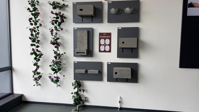 Nieuw: natuurinclusieve wand van Unitura in het Bouwinspiratie Centrum